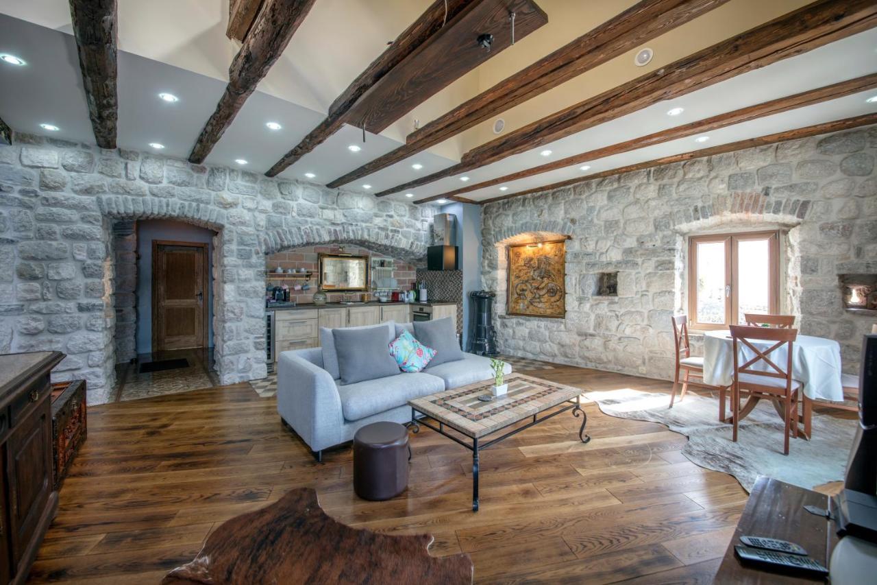 Kazerma Apartment Perast Exteriör bild