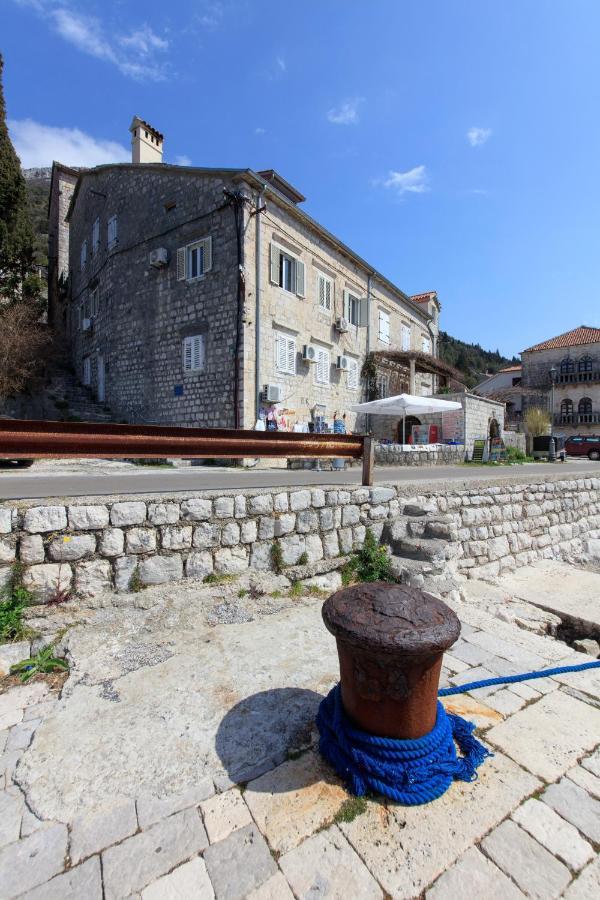 Kazerma Apartment Perast Exteriör bild