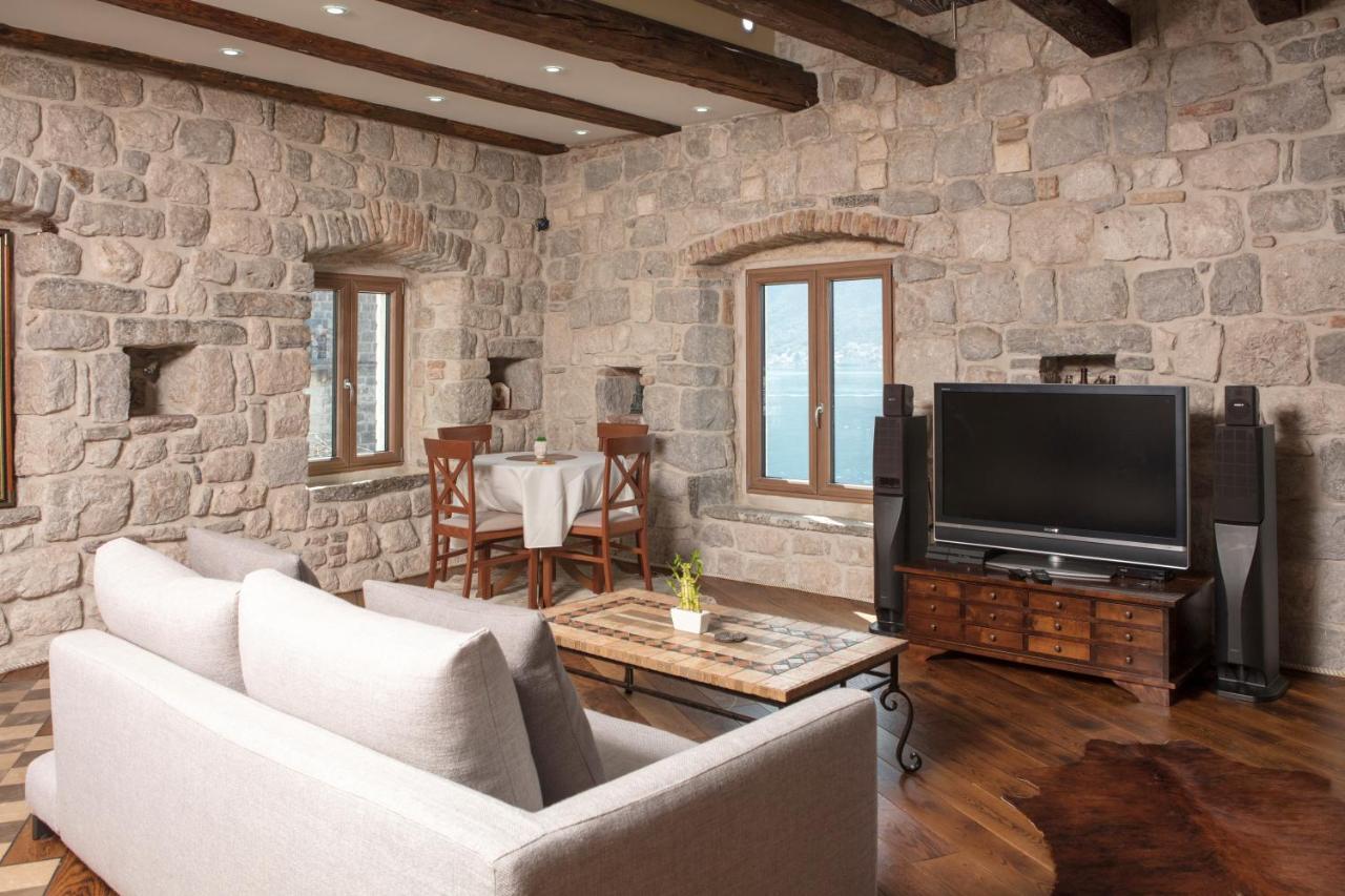 Kazerma Apartment Perast Exteriör bild