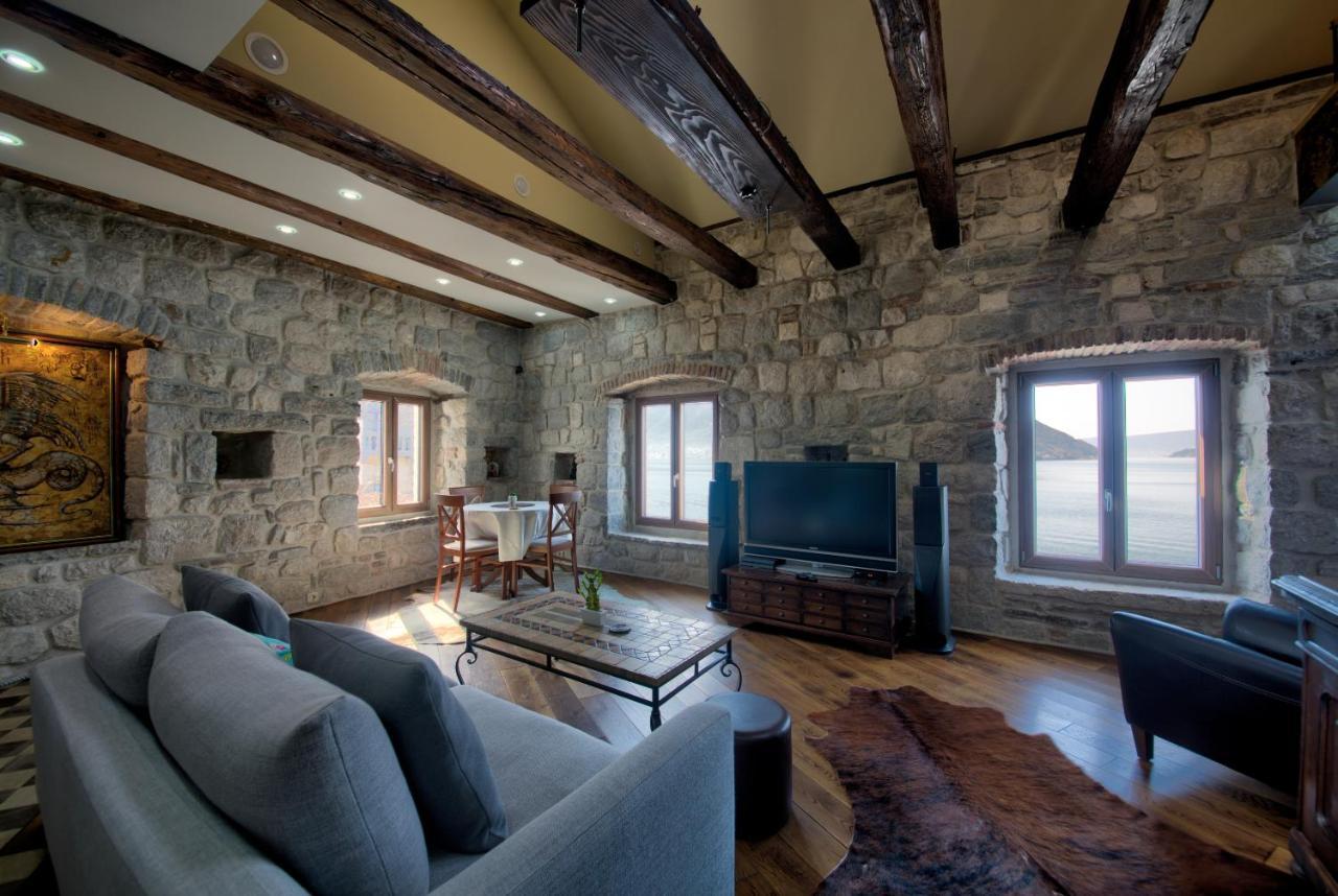 Kazerma Apartment Perast Exteriör bild
