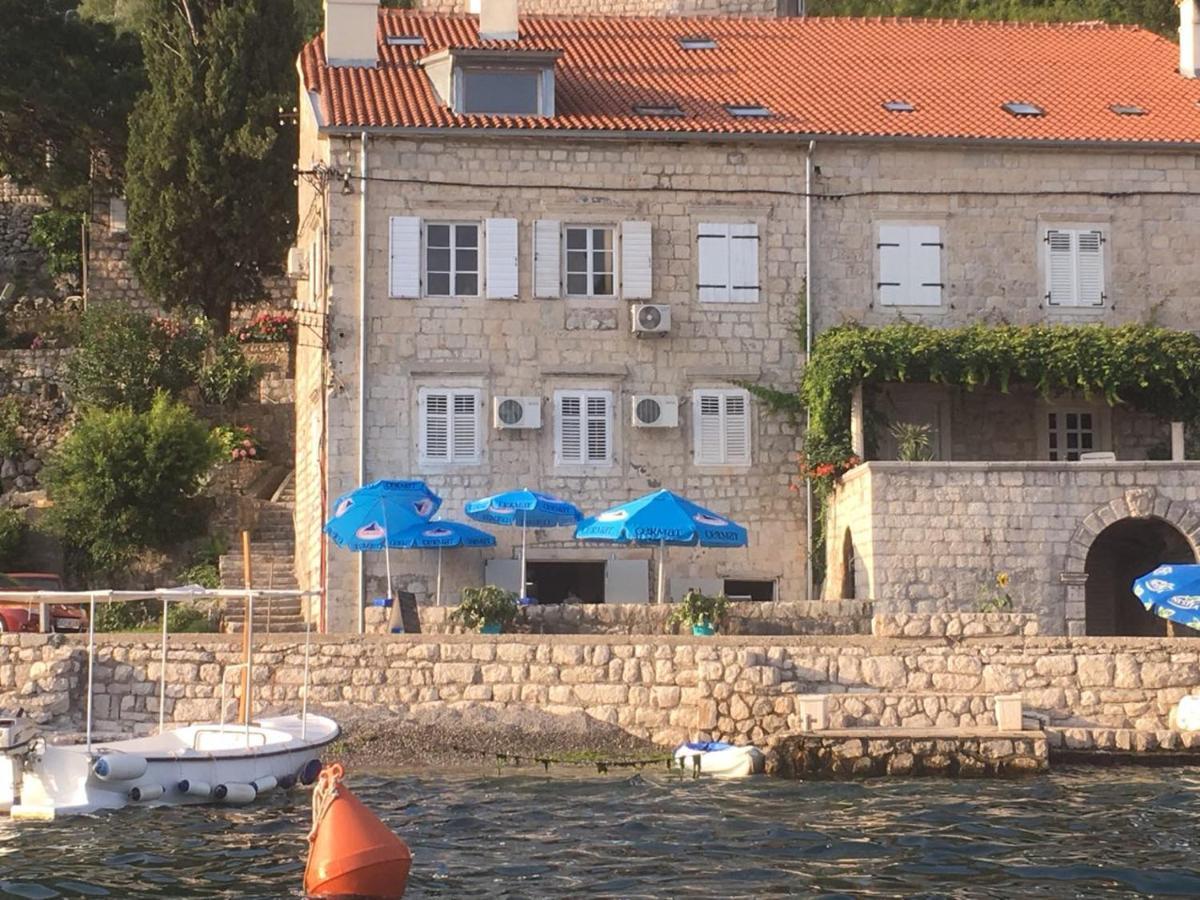 Kazerma Apartment Perast Exteriör bild