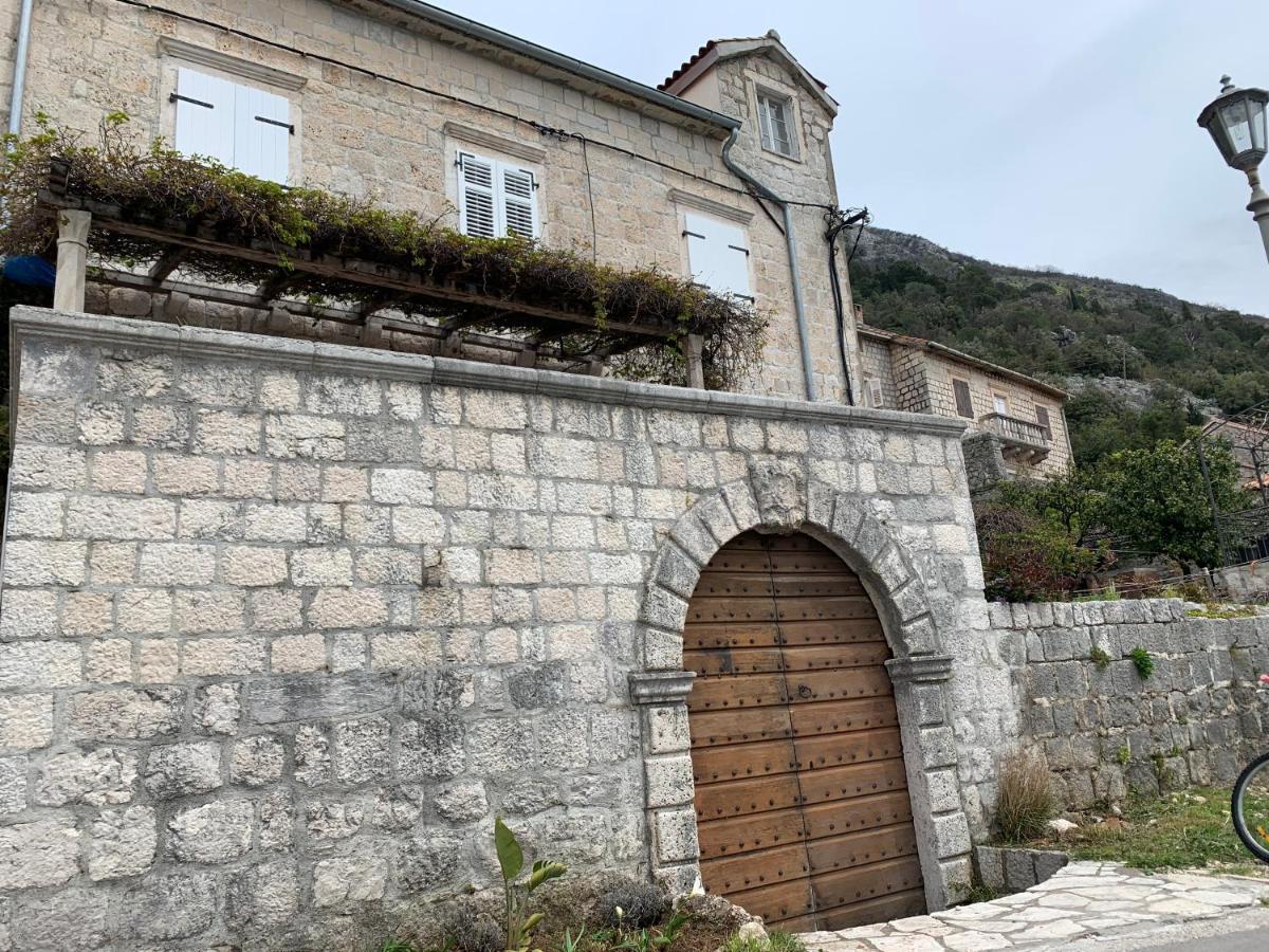 Kazerma Apartment Perast Exteriör bild